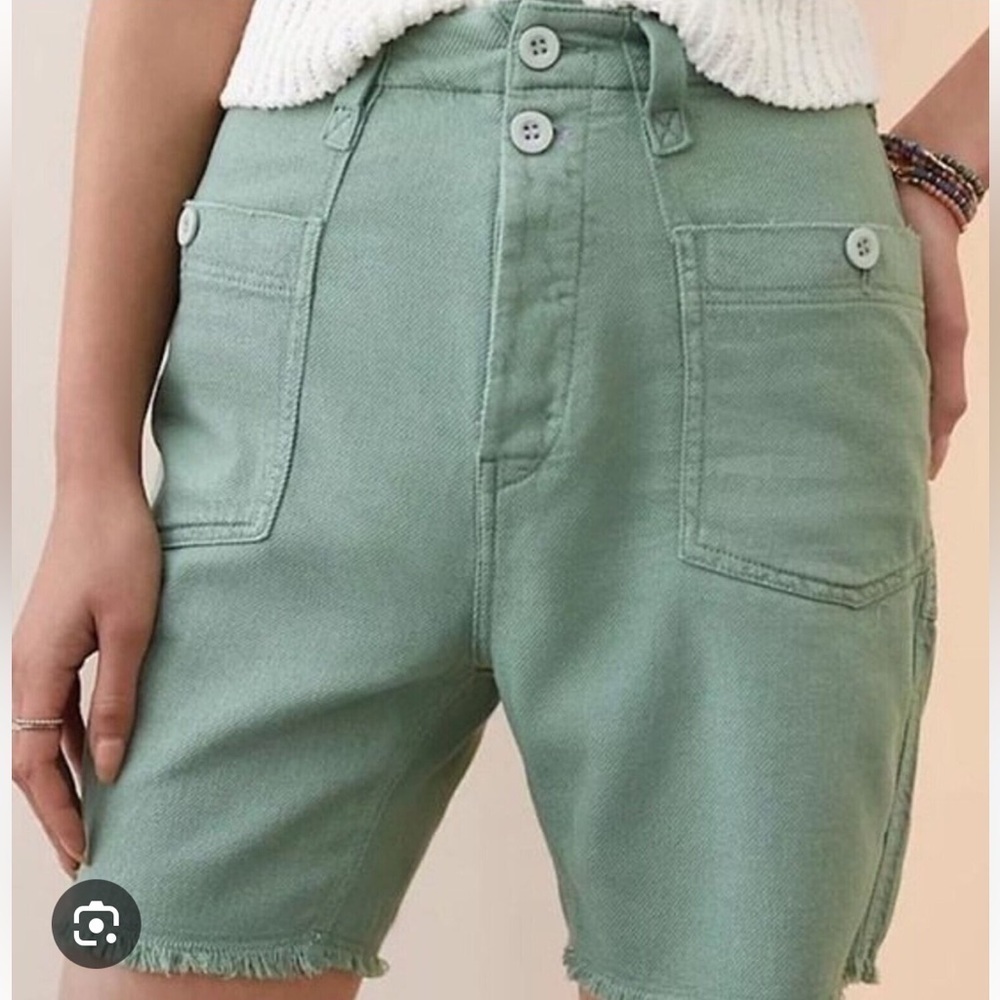Anthropologie - Pilcro Slouchy Surplus Shorts